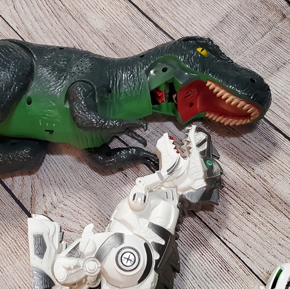 Toy bundle - Picture 5 of 10